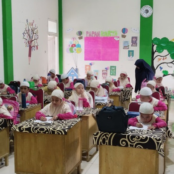 Kegiatan Belajar Mengajar SDUA