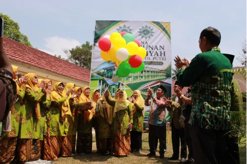 Semarak Milad ke-109 'Aisyiyah : Pimpinan Daerah 'Aisyiyah Rejang Lebong Rangkaikan Launching Program Unggulan