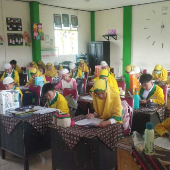 Kegiatan Belajar Mengajar SDUA