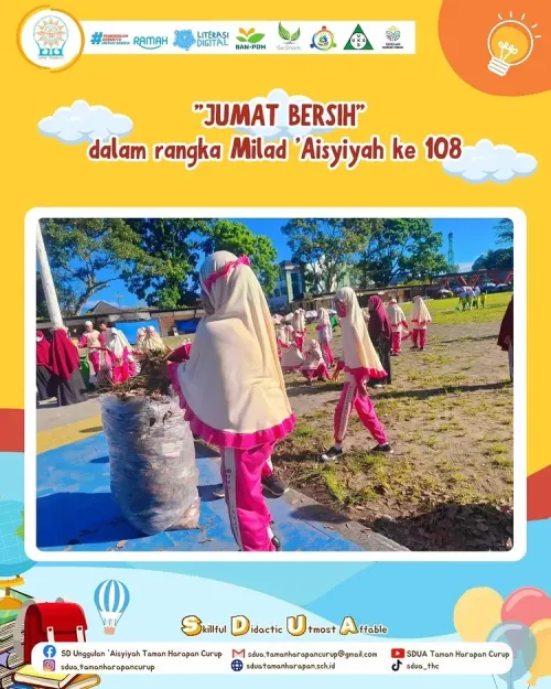 Kegiatan Jum'at Bersih dalam Rangka Milad ‘Aisyiyah ke-108